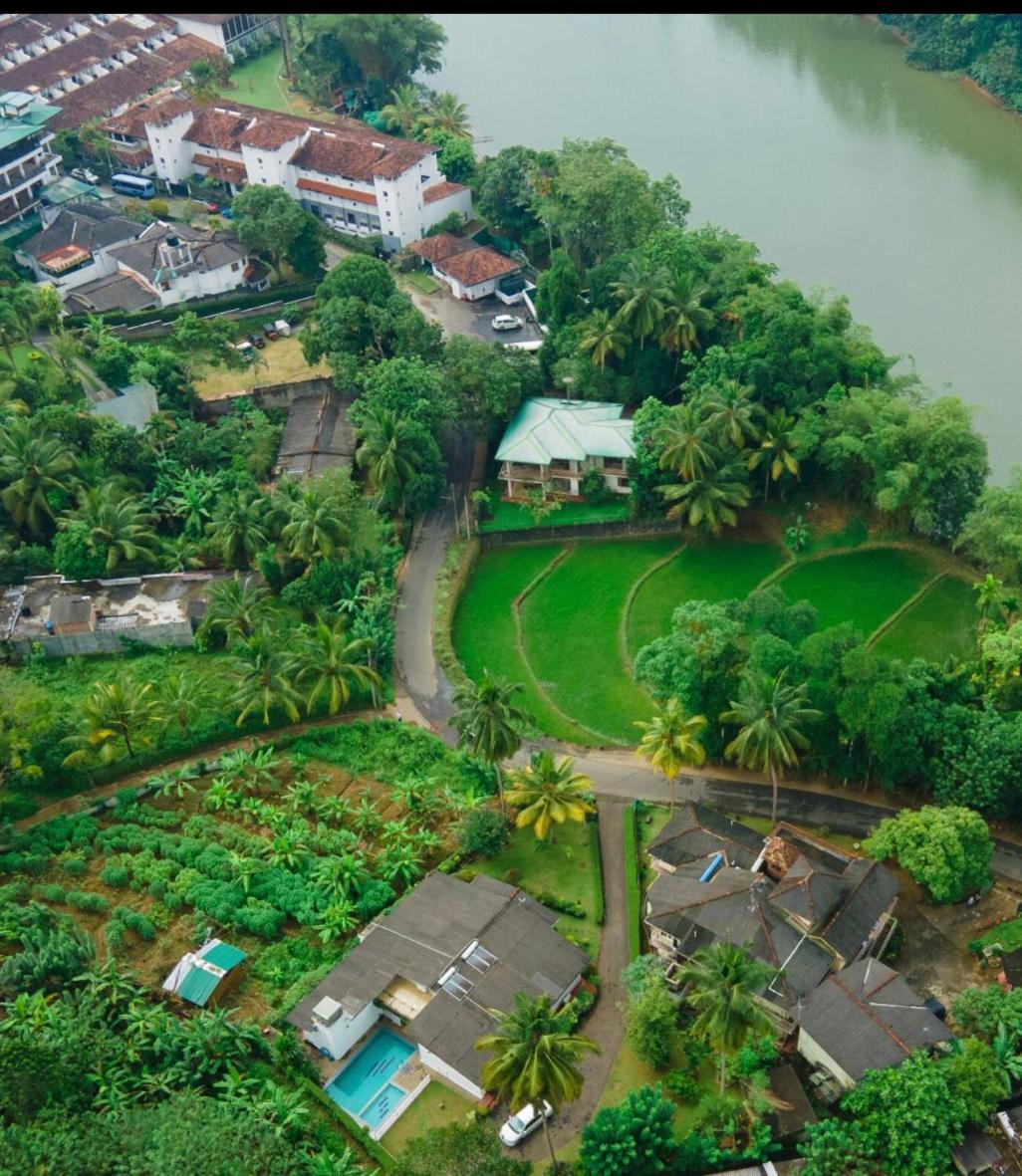 Surveyor'S Residence Bungalow Kandy Exterior foto