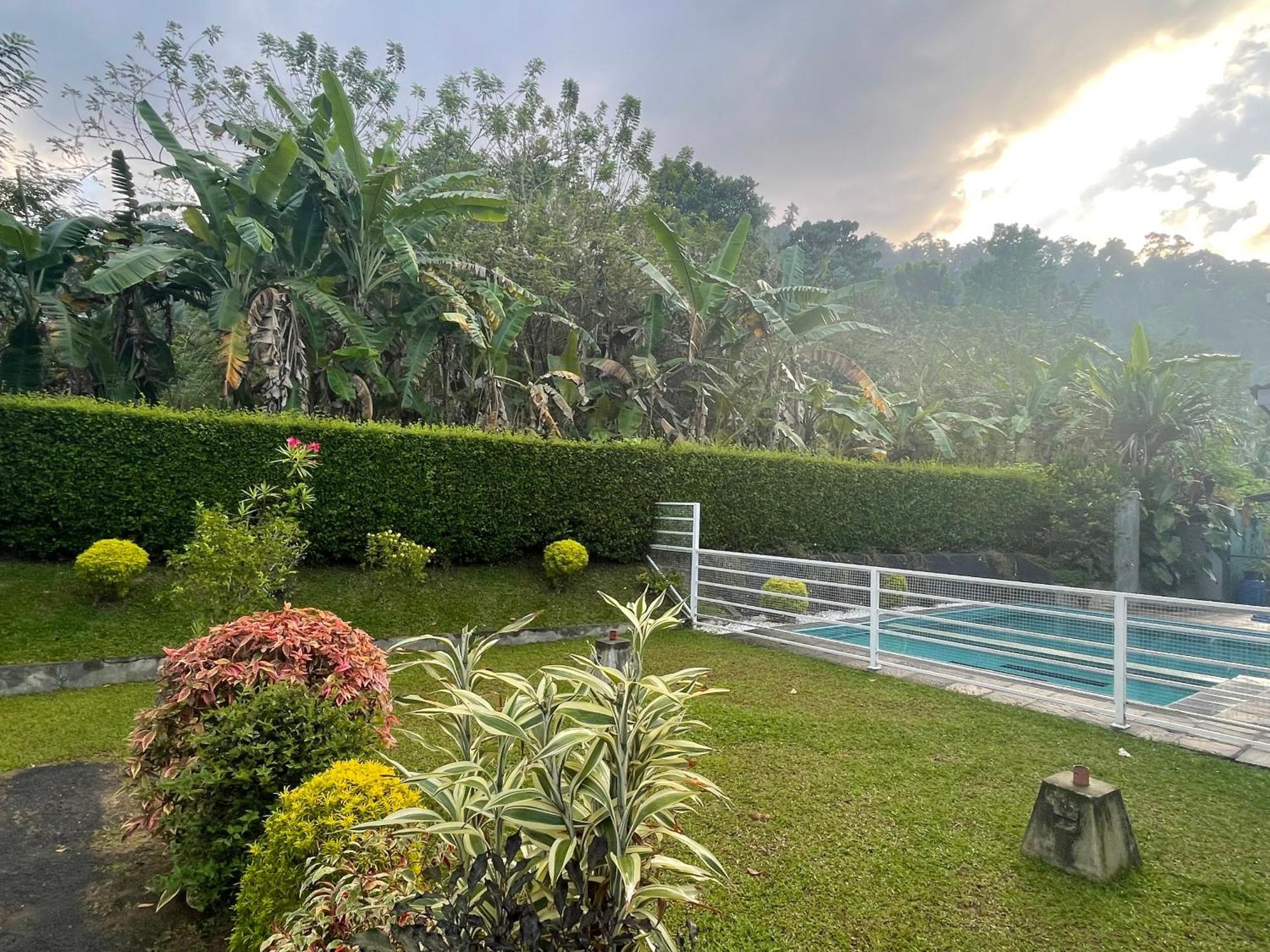 Surveyor'S Residence Bungalow Kandy Exterior foto
